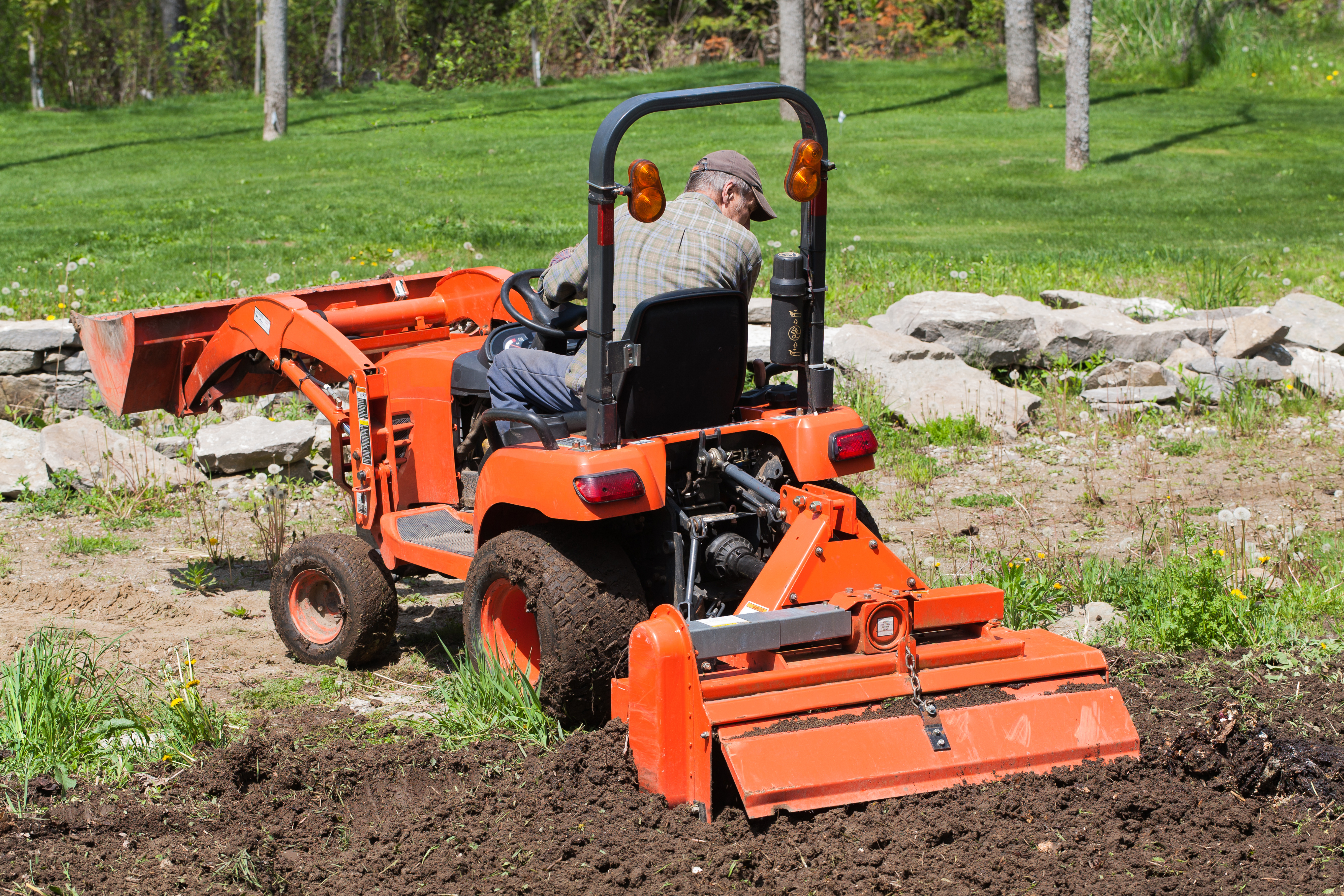 Row Crop & Utility Tractors